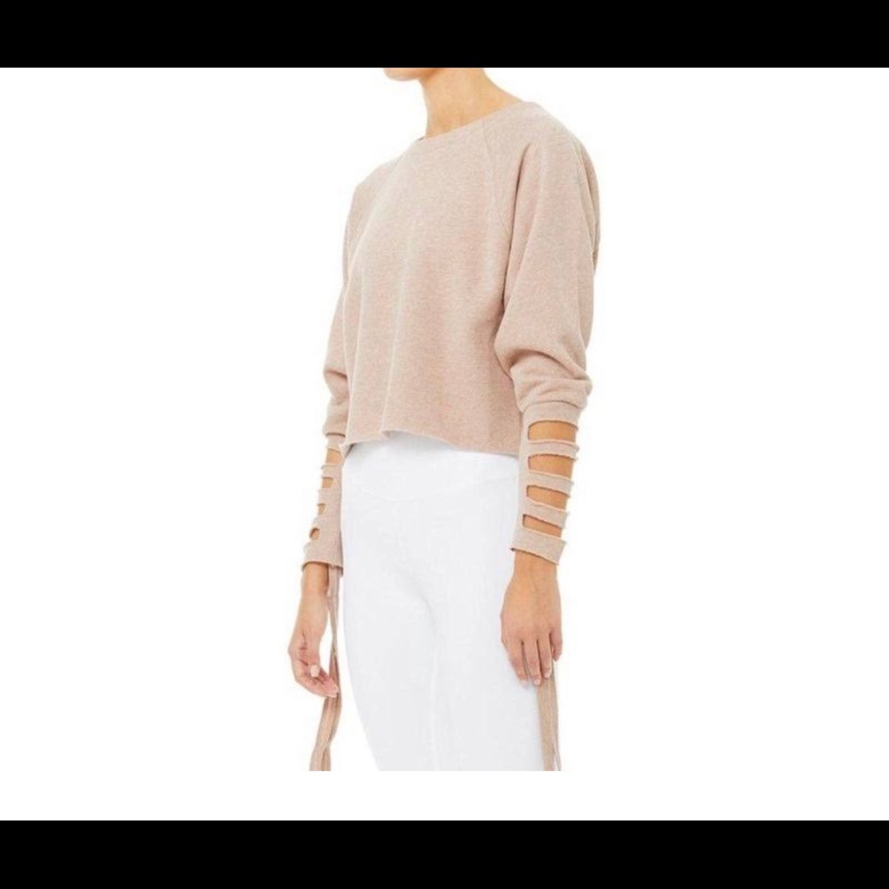 Alo yoga sweatshirt in oatmeal